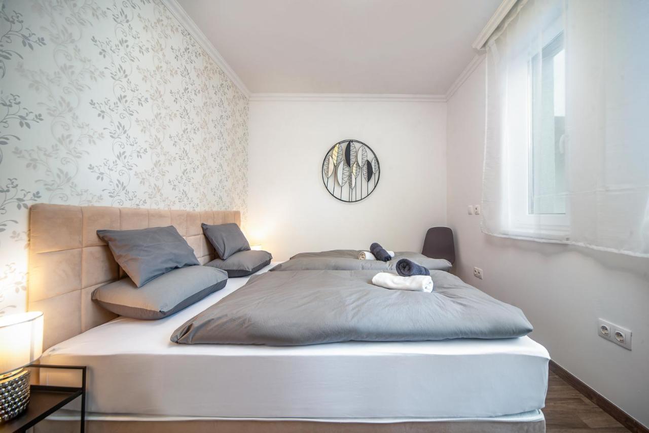 Grace Pine Apartment 3 Budapeszt Zewnętrze zdjęcie