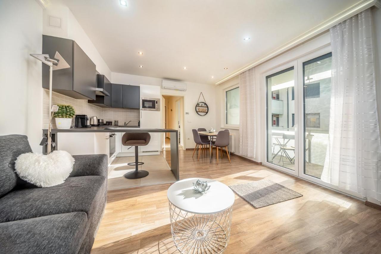 Grace Pine Apartment 3 Budapeszt Zewnętrze zdjęcie