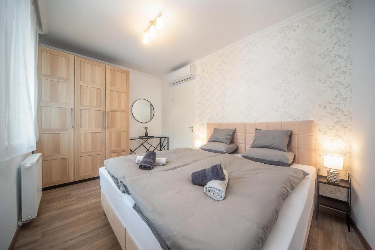 Grace Pine Apartment 3 Budapeszt Zewnętrze zdjęcie