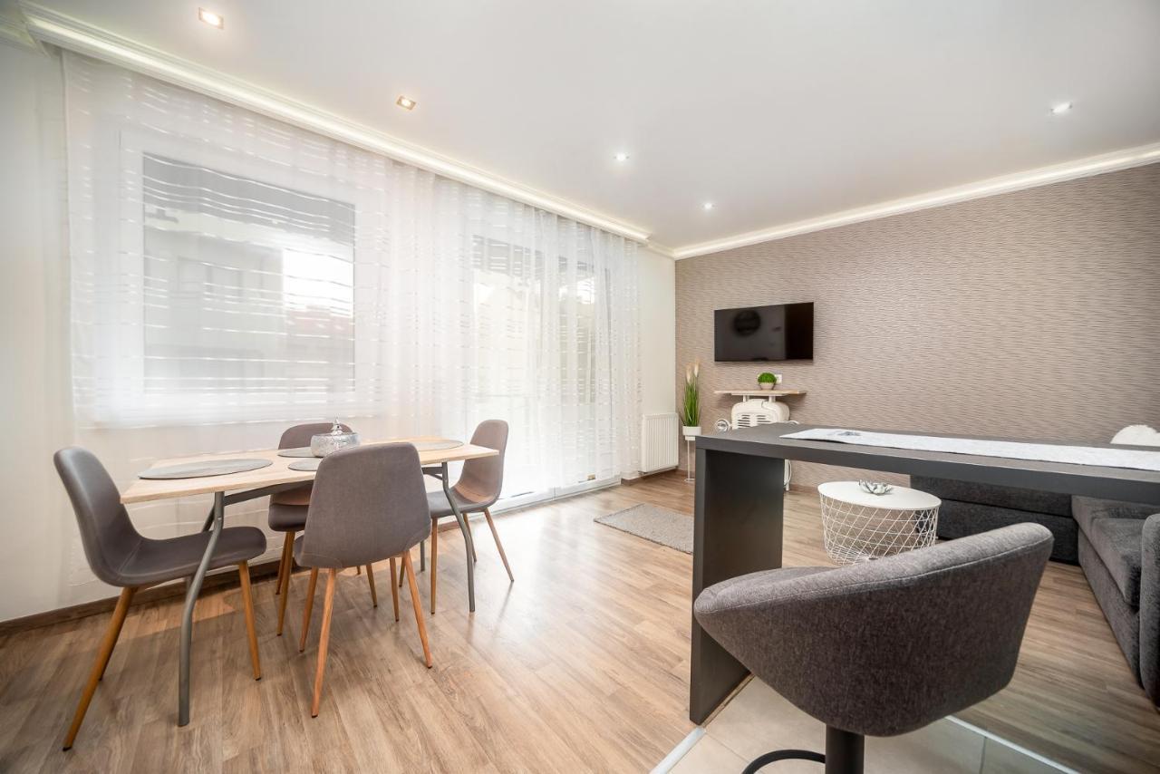 Grace Pine Apartment 3 Budapeszt Zewnętrze zdjęcie