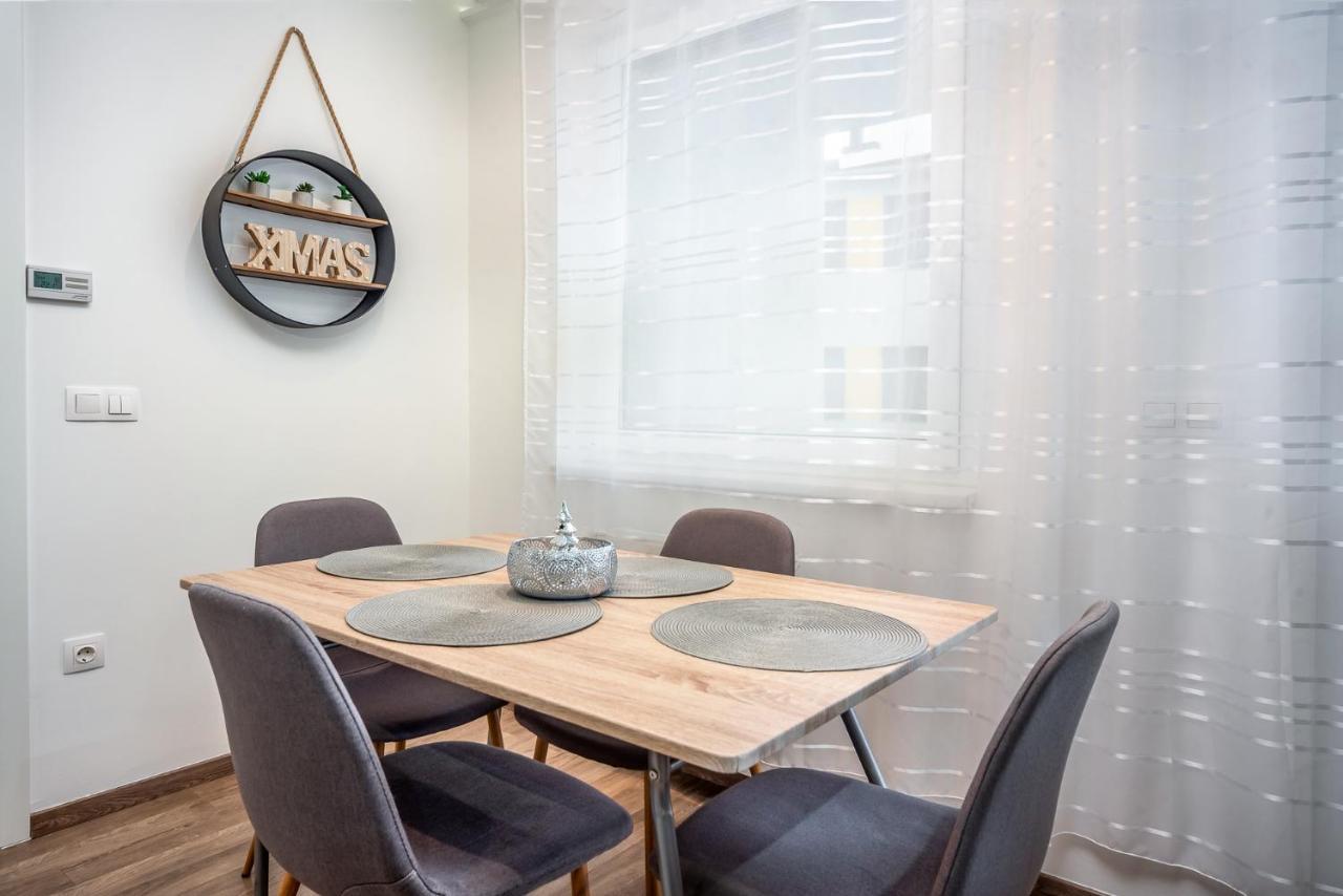 Grace Pine Apartment 3 Budapeszt Zewnętrze zdjęcie